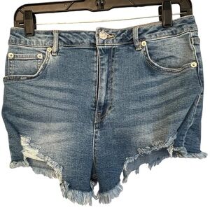 Love Tree Blue Frayed  Women's Jean Shorty shorts Size L NEW Spring Break Vacay